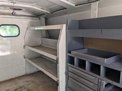 2012 Chevrolet Express 3500 - Photo 13 - Sycamore, IL 60178
