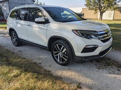 2016 Honda Pilot Elite   - Photo 8 - Sycamore, IL 60178