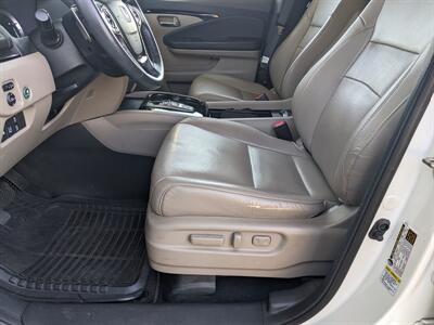 2016 Honda Pilot Elite   - Photo 11 - Sycamore, IL 60178