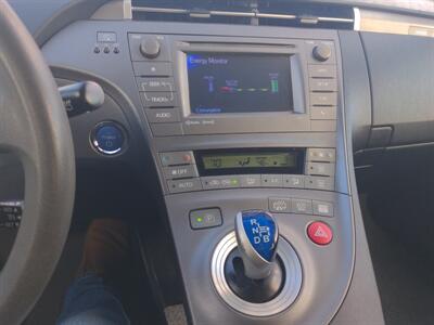2013 Toyota Prius Plug-in Hybrid - Photo 21 - Sycamore, IL 60178