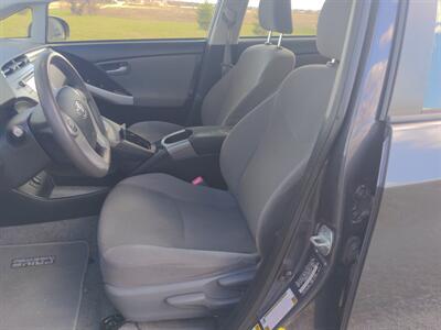 2013 Toyota Prius Plug-in Hybrid - Photo 11 - Sycamore, IL 60178