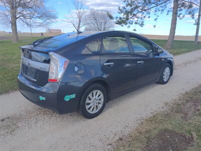 2013 Toyota Prius Plug-in Hybrid - Photo 5 - Sycamore, IL 60178