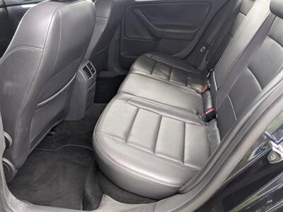 2009 Volkswagen Jetta SportWagen TDI - Photo 17 - Sycamore, IL 60178