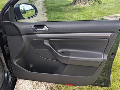 2009 Volkswagen Jetta SportWagen TDI - Photo 23 - Sycamore, IL 60178