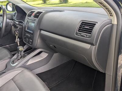 2009 Volkswagen Jetta SportWagen TDI - Photo 26 - Sycamore, IL 60178