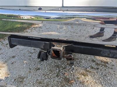 2014 Ford E-350 SD XLT - Photo 5 - Sycamore, IL 60178