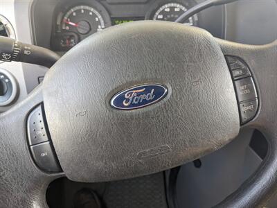2014 Ford E-350 SD XLT - Photo 30 - Sycamore, IL 60178