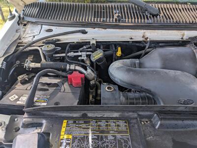 2014 Ford E-350 SD XLT - Photo 34 - Sycamore, IL 60178