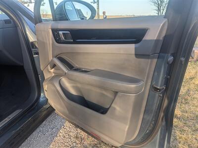 2019 Porsche Cayenne S   - Photo 18 - Sycamore, IL 60178