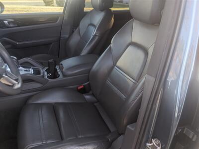 2019 Porsche Cayenne S   - Photo 21 - Sycamore, IL 60178