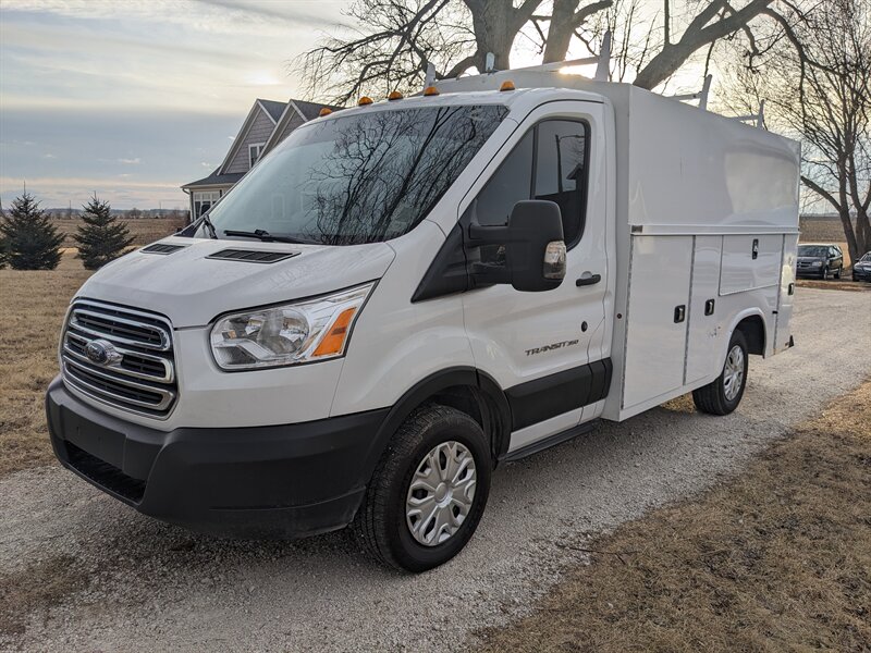 2019 Ford Transit 350   - Photo 1 - Sycamore, IL 60178