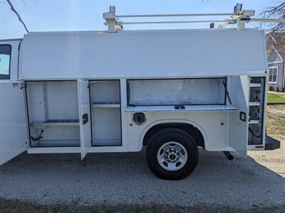 2021 GMC Savana 3500   - Photo 9 - Sycamore, IL 60178