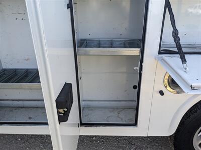 2021 GMC Savana 3500   - Photo 11 - Sycamore, IL 60178