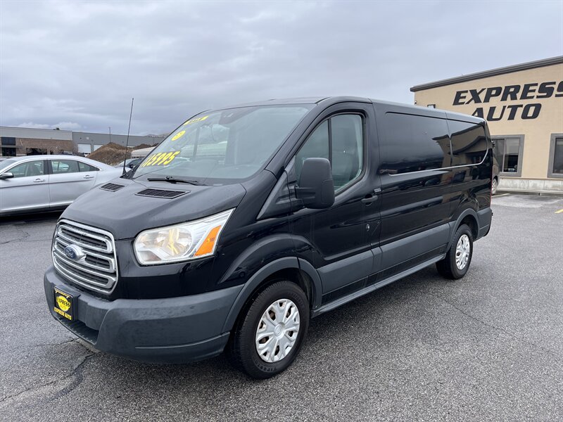 2017 Ford Transit 150  LOW ROOF CARGO