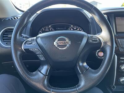 2014 Nissan Pathfinder S   - Photo 16 - Logan, UT 84341