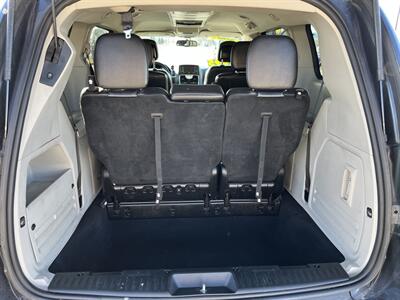 2013 Chrysler Town and Country Touring   - Photo 9 - Logan, UT 84341