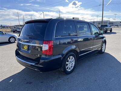 2013 Chrysler Town and Country Touring   - Photo 3 - Logan, UT 84341