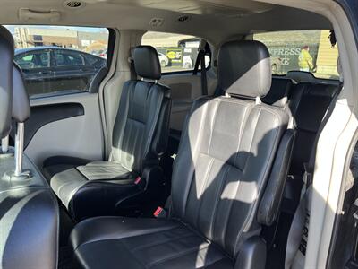 2013 Chrysler Town and Country Touring   - Photo 7 - Logan, UT 84341