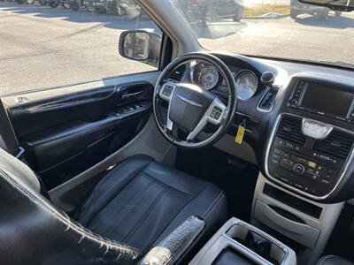2013 Chrysler Town and Country Touring   - Photo 13 - Logan, UT 84341