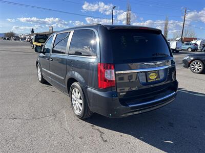 2013 Chrysler Town and Country Touring   - Photo 4 - Logan, UT 84341