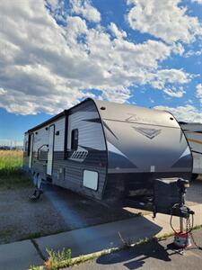 2018 KEYSTONE ZINGER 338RR - Photo 2 - Logan, UT 84341