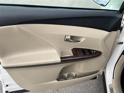 2013 Toyota Venza LE - Photo 7 - Logan, UT 84341