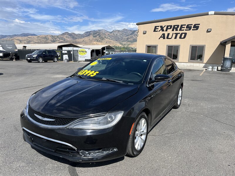 2015 Chrysler 200 C  