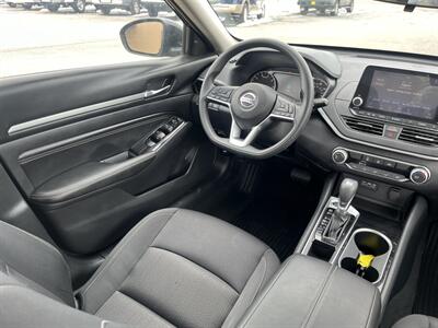2021 Nissan Altima 2.5 SV   - Photo 11 - Logan, UT 84341