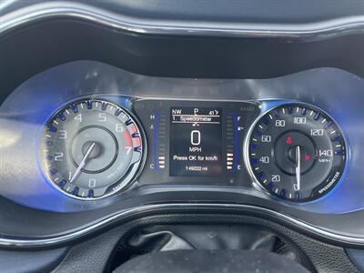 2015 Chrysler 200 S - Photo 13 - Logan, UT 84341