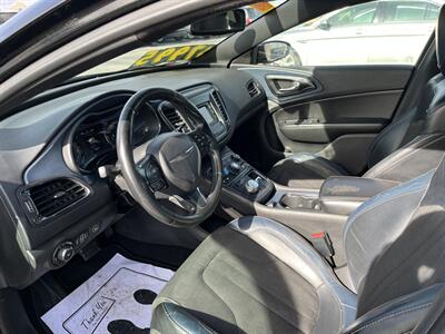 2015 Chrysler 200 S - Photo 5 - Logan, UT 84341