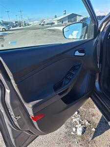 2014 Ford Focus SE   - Photo 9 - Logan, UT 84341