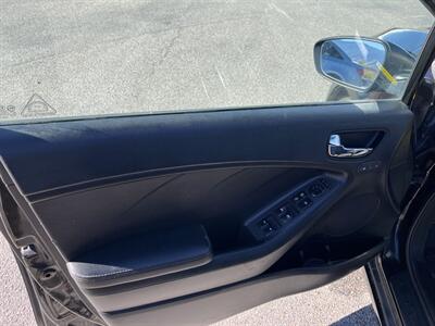 2017 Kia Forte EX   - Photo 7 - Logan, UT 84341