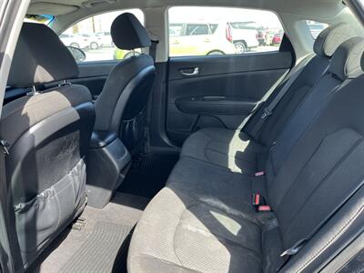 2017 Kia Optima LX   - Photo 9 - Logan, UT 84341