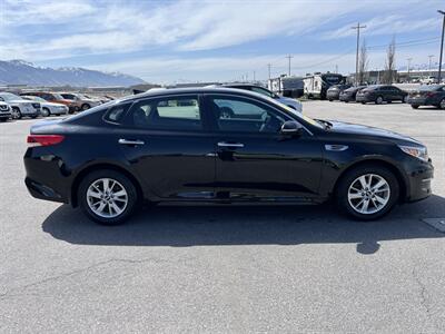 2017 Kia Optima LX   - Photo 3 - Logan, UT 84341