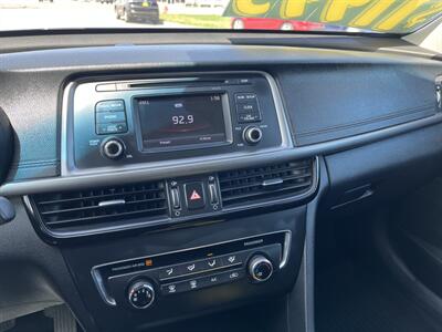 2017 Kia Optima LX   - Photo 17 - Logan, UT 84341
