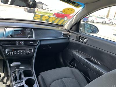 2017 Kia Optima LX   - Photo 13 - Logan, UT 84341