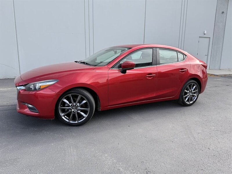 2018 Mazda Mazda3 Touring   - Photo 1 - Sandy, UT 84070