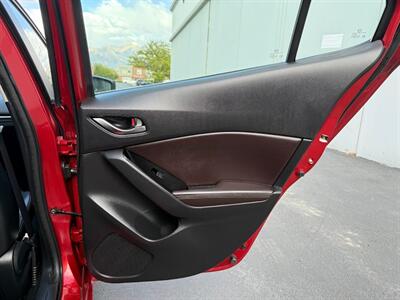 2018 Mazda Mazda3 Touring - Photo 13 - Sandy, UT 84070
