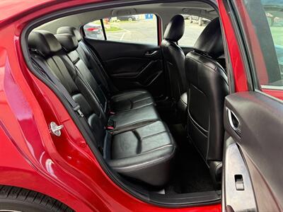 2018 Mazda Mazda3 Touring - Photo 12 - Sandy, UT 84070