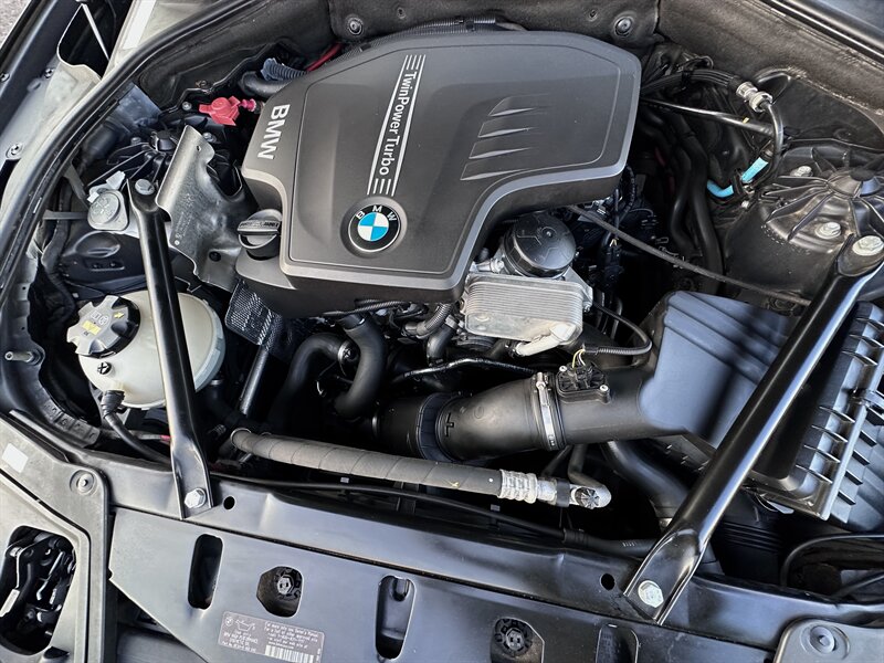 2013 BMW MDX 528i photo