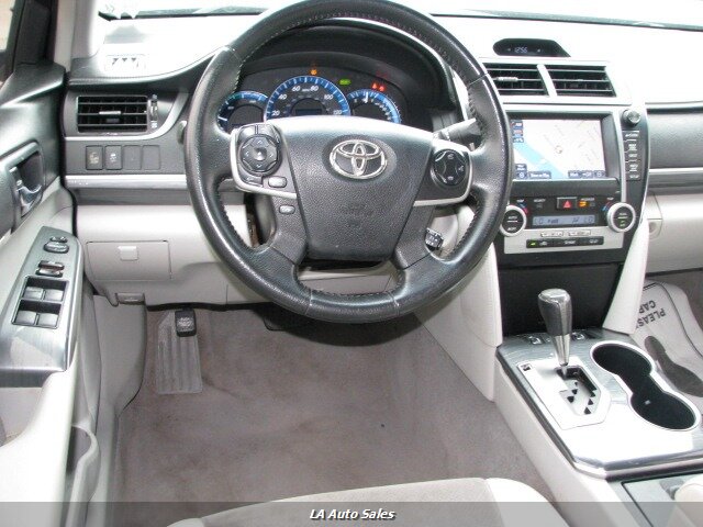 2012 Toyota Camry Hybrid LE photo