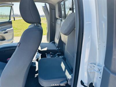 2015 Toyota Tacoma PreRunner V6   - Photo 16 - Monroe, LA 71201