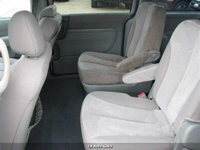 2011 Kia Sedona LX 4dr Mini Van LWB   - Photo 11 - Monroe, LA 71201