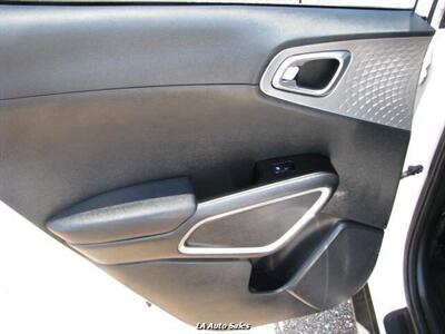 2022 Kia Soul LX - Photo 12 - Monroe, LA 71201