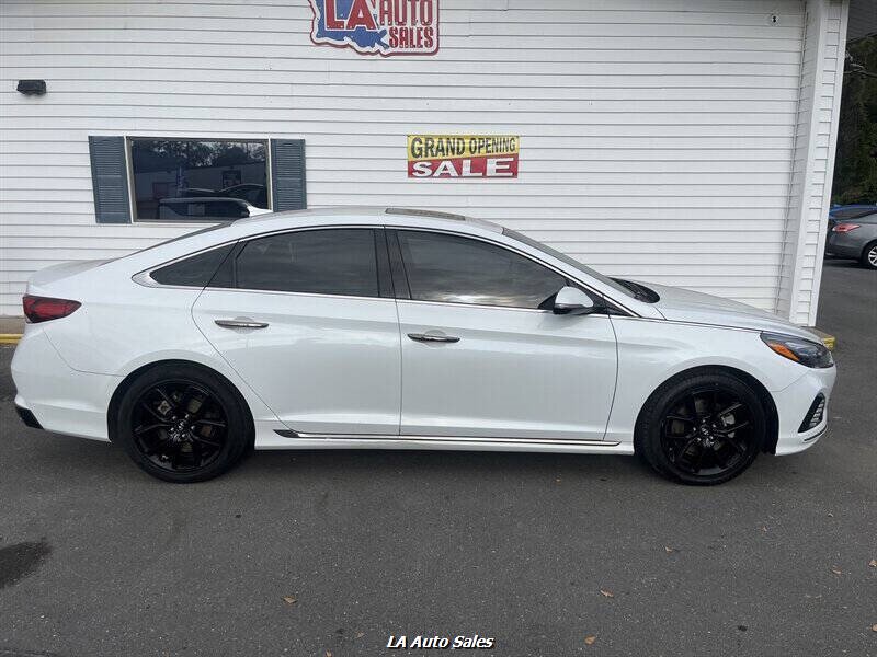 2018 Hyundai SONATA Sport 2.0T 4dr Sedan  