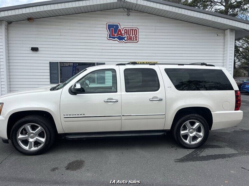 2013 Chevrolet Suburban LTZ 4x2 4dr SUV  