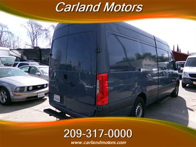 2019 Mercedes-Benz Sprinter 2500 170 " High Roof Extended   - Photo 8 - Stockton, CA 95205