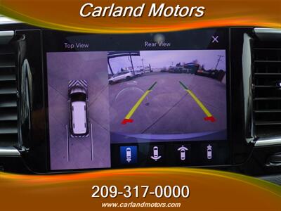 2018 Chrysler Pacifica Limited   - Photo 22 - Stockton, CA 95205