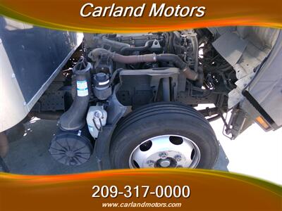 2021 Isuzu NRR Box Truck w/Lift   - Photo 13 - Stockton, CA 95205