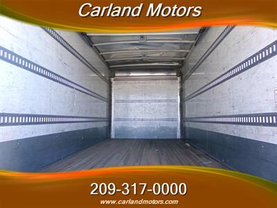 2021 Isuzu NRR Box Truck w/Lift   - Photo 22 - Stockton, CA 95205